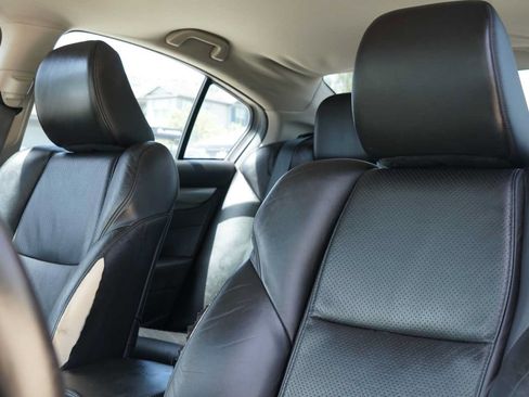 Used 2012 Acura TL w/ Technology Package FWD image 10
