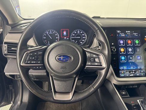 Used 2023 Subaru Outback Premium image 17