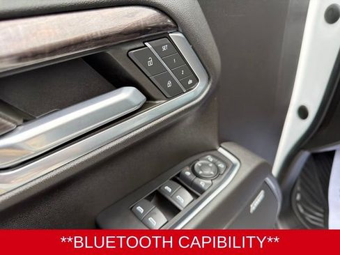 Used 2022 Chevrolet Silverado 1500 LTZ AWD/4WD image 17
