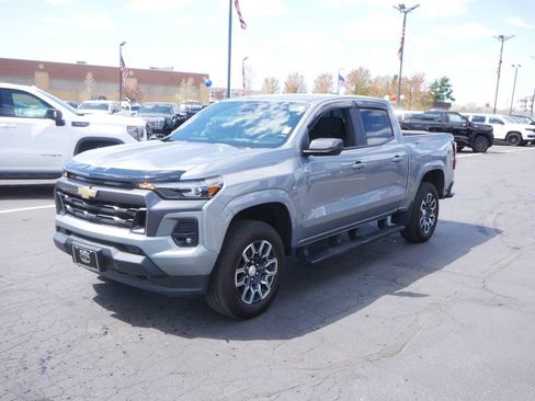 Certified 2024 Chevrolet Colorado LT w/ LT Convenience Package III AWD/4WD image 4