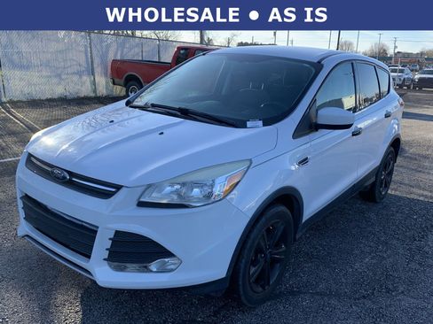 Used 2015 Ford Escape SE AWD/4WD image 2