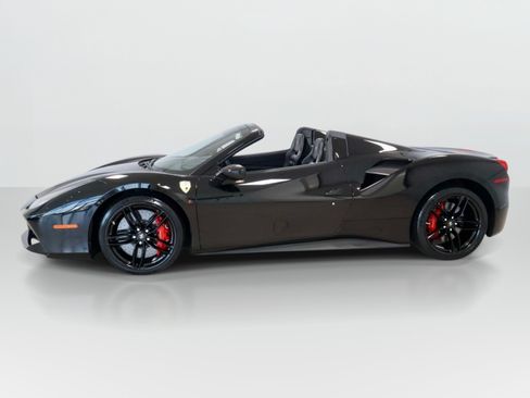 Certified 2018 Ferrari 488 Spider RWD image 2
