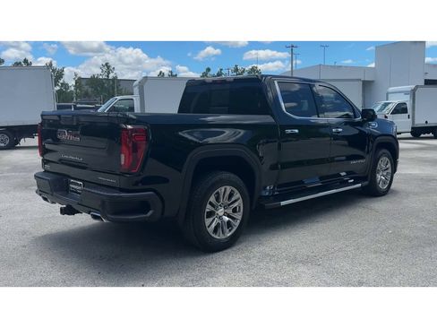 Certified 2023 GMC Sierra 1500 Denali w/ Technology Package AWD/4WD image 8