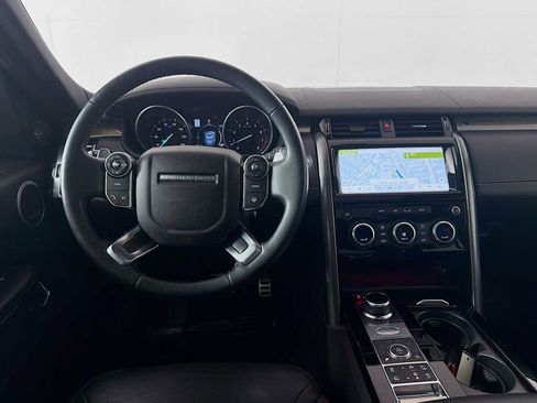 Used 2017 Land Rover Discovery HSE Luxury AWD/4WD image 24