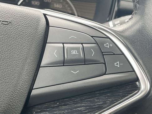 Used 2022 Cadillac XT5 Premium Luxury FWD image 29