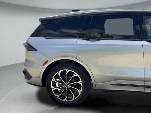 New 2026 Lincoln Nautilus Reserve image 34