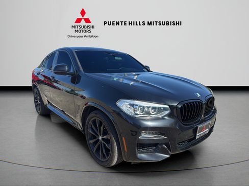 Used 2021 BMW X4 xDrive30i w/ M Sport Package AWD/4WD image 3