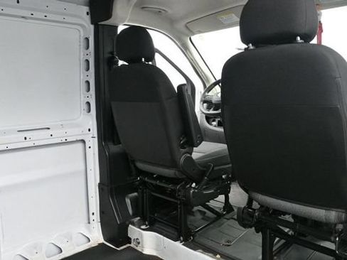 Used 2024 RAM ProMaster 2500 w/ Convenience Group FWD image 22