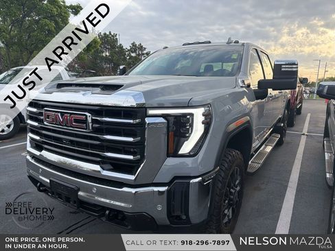 Used 2024 GMC Sierra 2500 SLT w/ SLT Premium Package image 1
