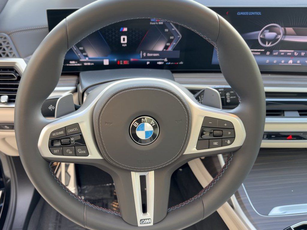 Used 2025 BMW X7 M60i w/ Executive Package AWD/4WD image 10