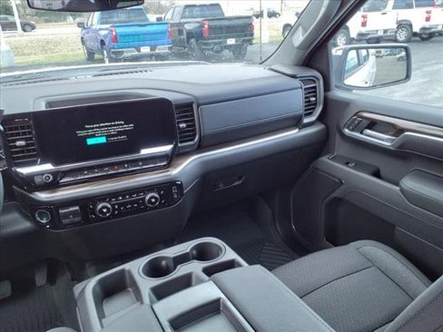 New 2025 Chevrolet Silverado 1500 LT w/ Z71 Off-Road Package image 15