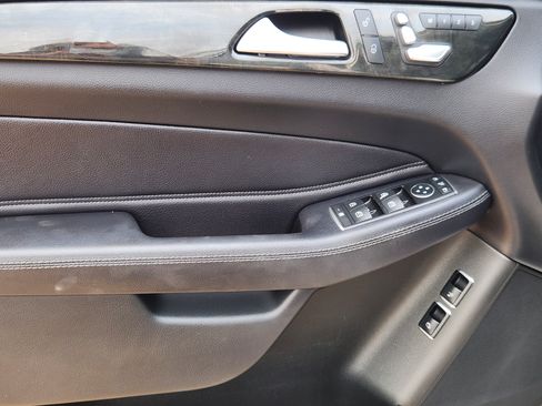 Used 2017 Mercedes-Benz GLS 450 4MATIC image 7