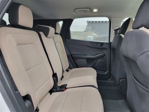 Certified 2022 Ford Escape SE image 23