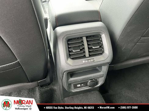 Used 2024 Volkswagen Tiguan Wolfsburg Edition FWD image 13