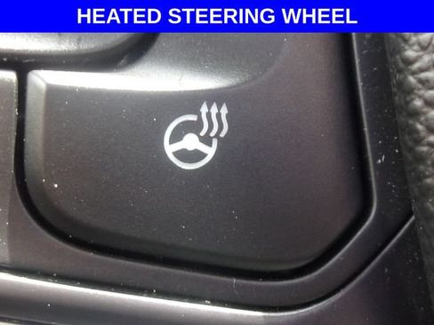 Used 2023 Buick Envision Essence FWD image 9