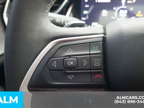 Used 2023 Jeep Grand Cherokee 4WD 4xe image 12