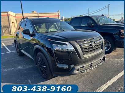 Used 2023 Nissan Pathfinder SL w/ SL Premium Package