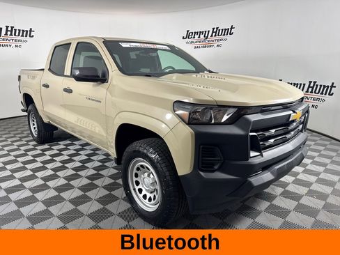 Used 2023 Chevrolet Colorado W/T RWD image 6