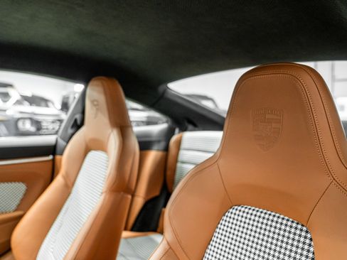 Used 2023 Porsche 911 Sport Classic image 17