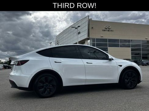 Used 2024 Tesla Model Y Long Range AWD/4WD image 5