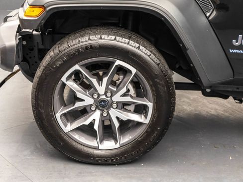 Used 2025 Jeep Wrangler Unlimited Sport S 4xe w/ Convenience Group AWD/4WD image 43
