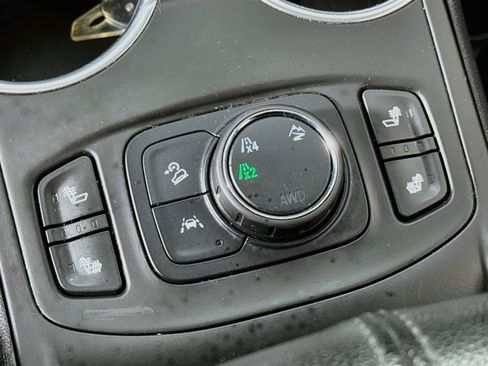 Used 2022 GMC Terrain SLE w/ Driver Convenience Package AWD/4WD image 4