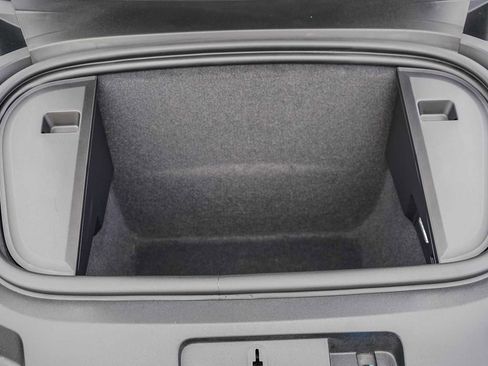 Used 2021 Porsche Taycan Turbo w/ Premium Package image 26