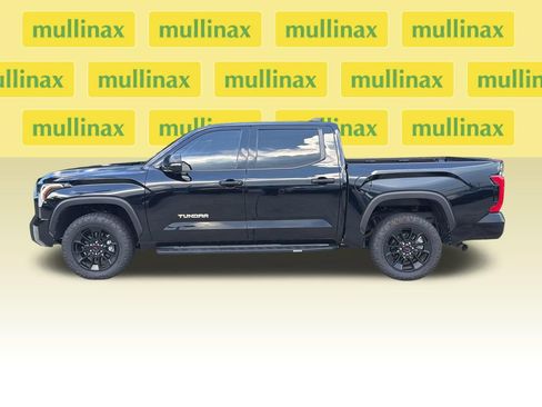 Used 2025 Toyota Tundra SR5 w/ SR5 Convenience Package AWD/4WD image 10
