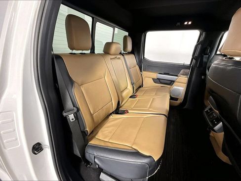 Used 2023 Ford F250 Lariat w/ Lariat Ultimate Package AWD/4WD image 27