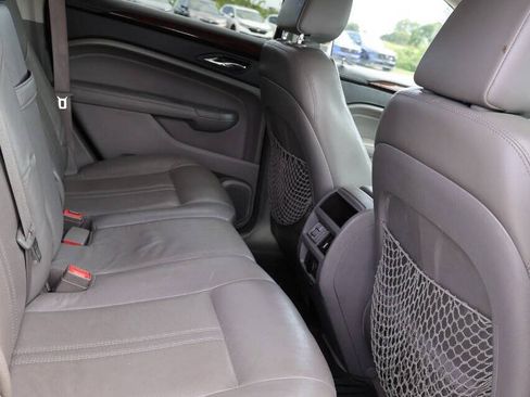 Used 2011 Cadillac SRX Luxury FWD image 16