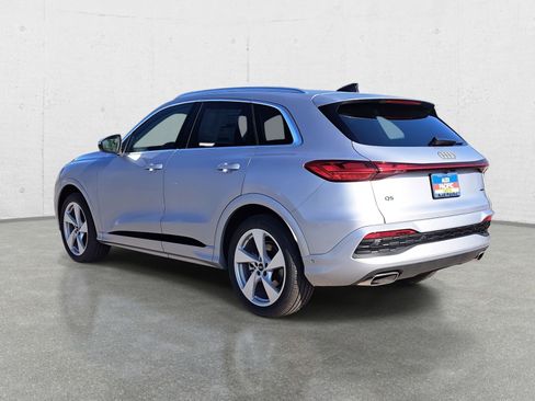 New 2025 Audi Q5 Prestige image 7