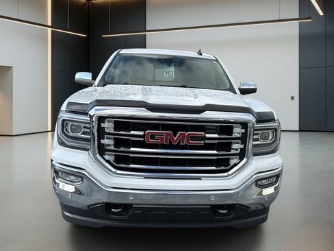 Used 2018 GMC Sierra 1500 SLT AWD/4WD image 9