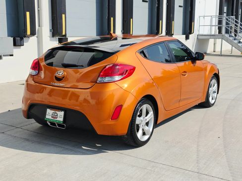 Used 2012 Hyundai Veloster FWD image 5