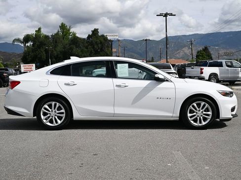 Used 2016 Chevrolet Malibu LT FWD image 3