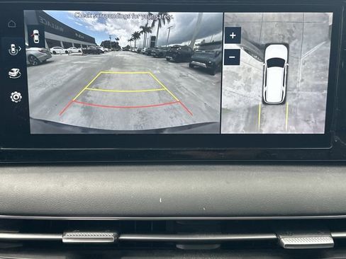 Used 2023 Hyundai Palisade Limited AWD/4WD image 24