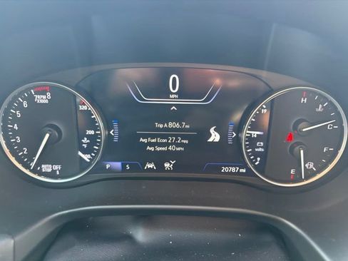 Used 2024 Buick Enclave Avenir w/ Avenir Technology Package FWD image 28