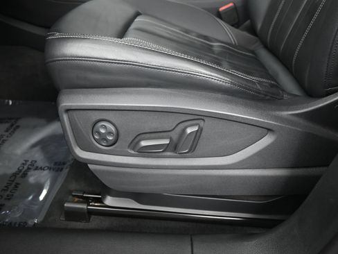 Used 2022 Audi Q5 2.0T Premium Plus AWD/4WD image 10