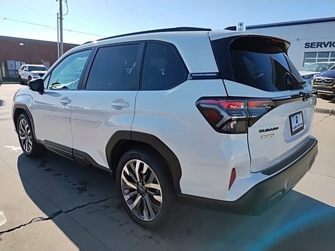 Used 2026 Subaru Forester Touring image 10