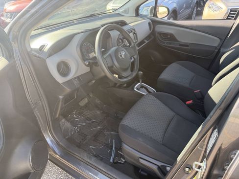 Used 2016 Toyota Yaris L FWD image 20