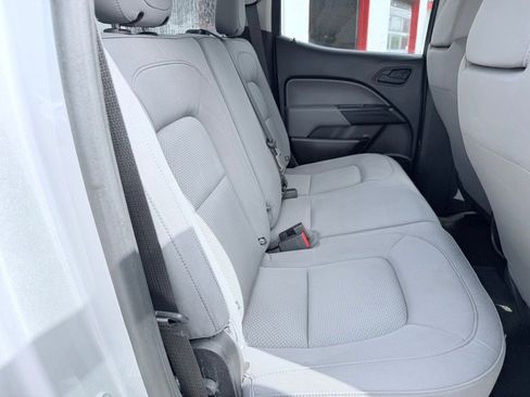 Used 2017 Chevrolet Colorado W/T w/ WT Convenience Package RWD image 13
