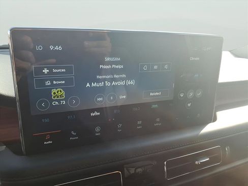 Used 2023 Lincoln Nautilus Reserve image 18