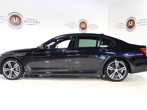 Used 2019 BMW 750i RWD image 35