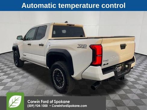 Used 2025 Toyota Tacoma TRD Off-Road image 14