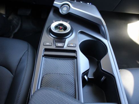 New 2025 Kia EV6 Wind image 39