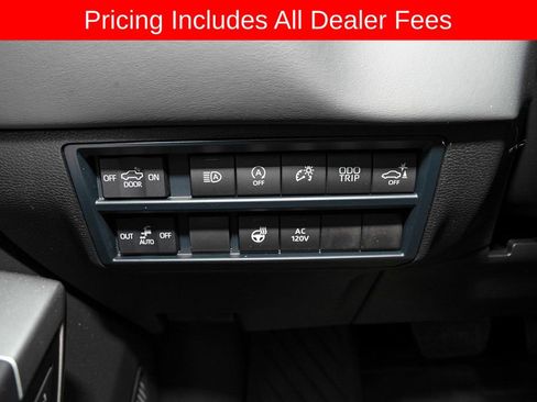 New 2025 Toyota Tundra Platinum AWD/4WD image 22