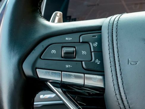 Used 2023 Cadillac Escalade ESV V AWD/4WD image 61