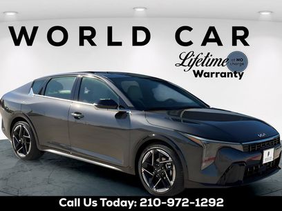 New 2025 Kia K4 GT-Line w/ GT-Line Premium Package
