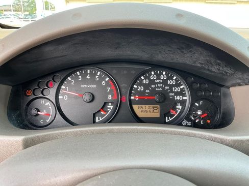 Used 2018 Nissan Frontier SV RWD image 12