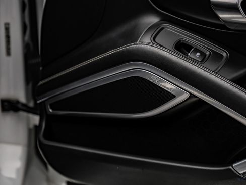 Used 2016 Porsche 911 Turbo S image 95