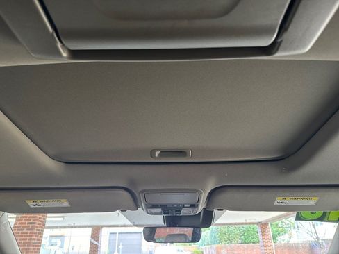 Used 2018 Honda Odyssey Touring image 26